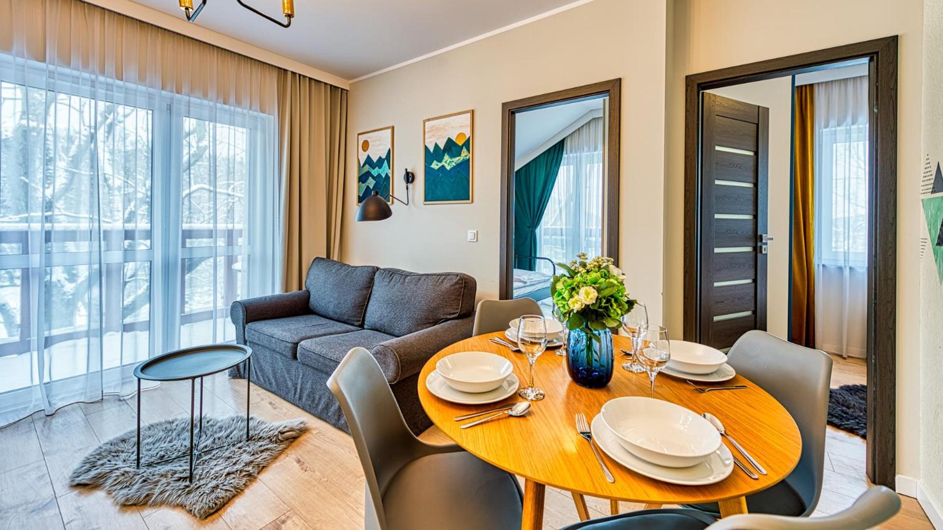 Mountain By Royal Aparts Apartment