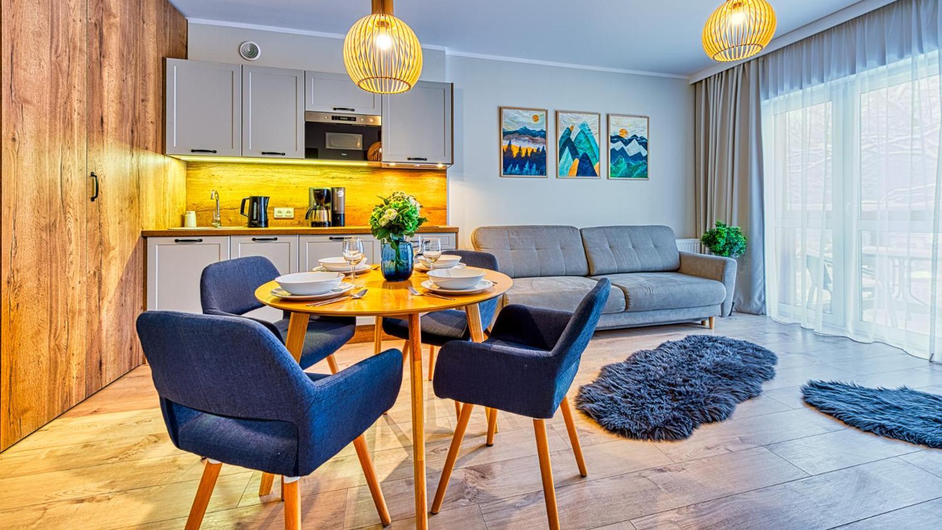Mountain By Royal Aparts Apartment
